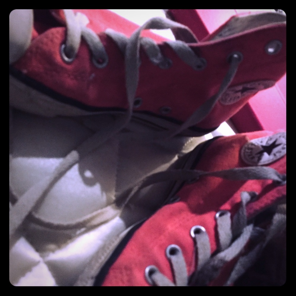 Pink high top converse size 3 in kids
